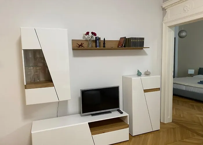 Apartment Mq *