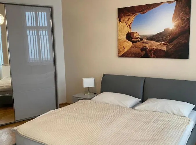 Apartment Mq *